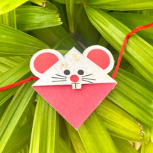 Load image into Gallery viewer, Mouse :Kids 3-in-1 Bookmark Plantable Rakhi | Rakhi with Seeds| Combo with a Gardening Kit
