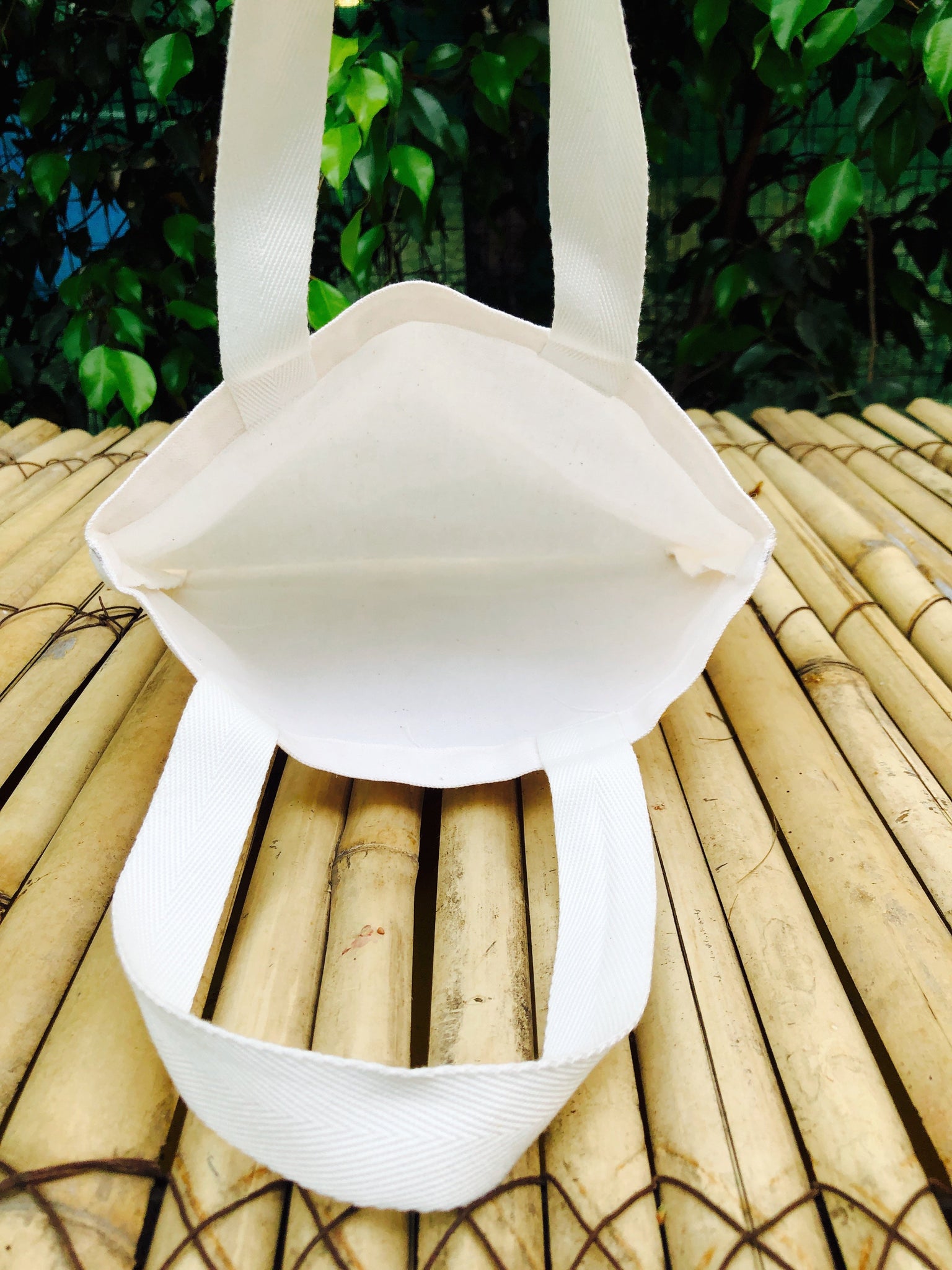 White Eco-friendly Canvas Tote Bag for Everyday Use : Foldable